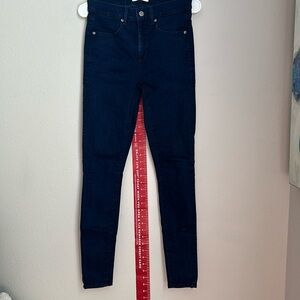 Loft. Size 26.  Skinny. High rise.